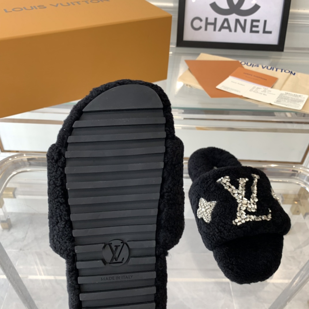 Women's high heels